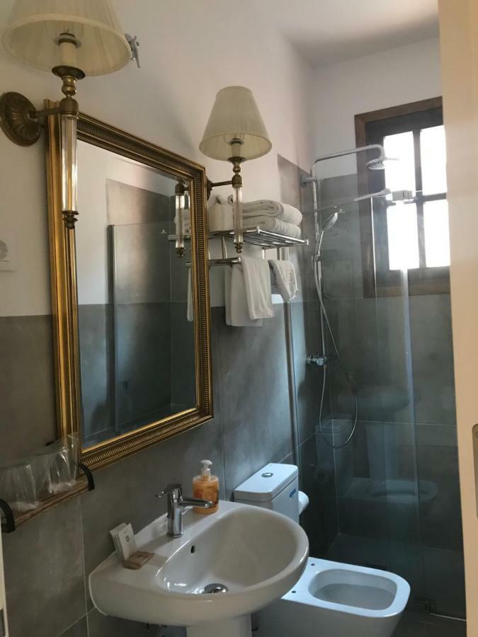 Hotel Spa Salinas De Imon Екстер'єр фото